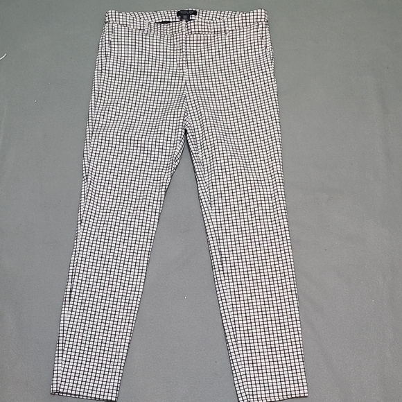 Rachel Zoe Pants - RACHEL ZOE Women's Black & White Checkered Stretch Straight Leg Pants - Size 10
